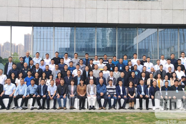 家禽养殖疾病多发怎么办？哈药疫苗与您共度时艰、合作共赢！