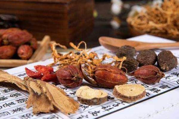 中药材价格普涨，部分品类上涨300%!中兽药难道也要涨价了？