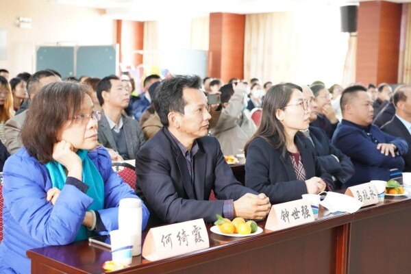 科研创新，赋能引才|华南农业大学印遇龙院士团队2021年终总结暨校企合作研讨会成功举办