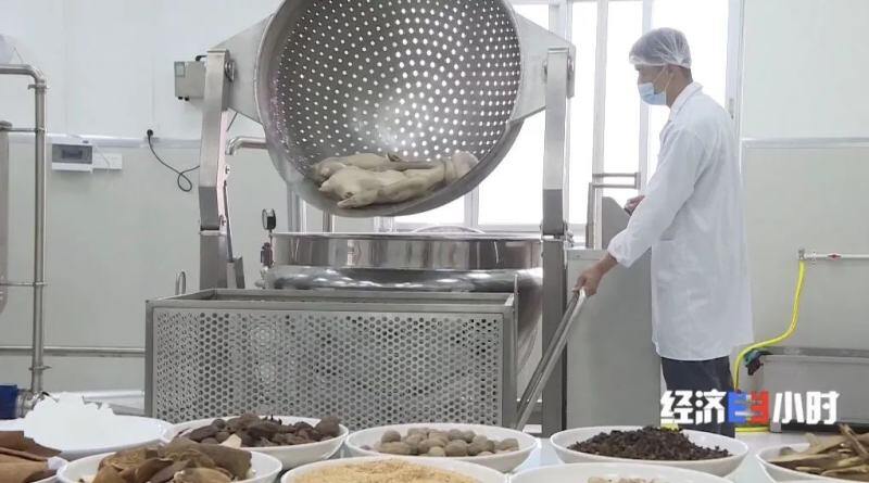 实现出口零突破！1只狮头鹅卖到1000元！市场供不应求，做成年产值30亿的大生意→