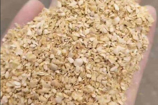 豆粕期货创10年最高，现货5400元/吨，饲料厂负责人：不敢进库存