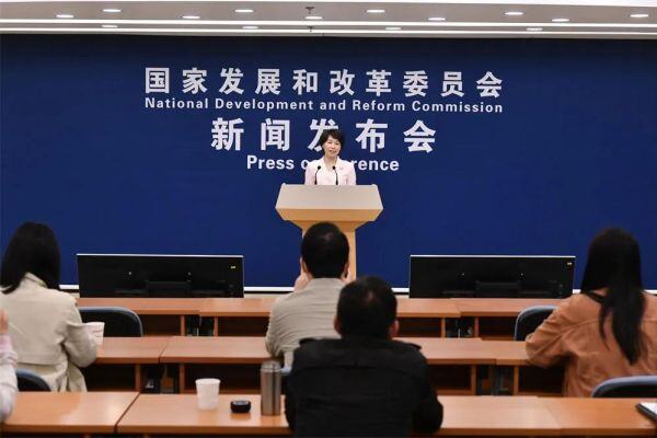 发改委：猪价进一步大跌可能性小，市场预期下半年上涨