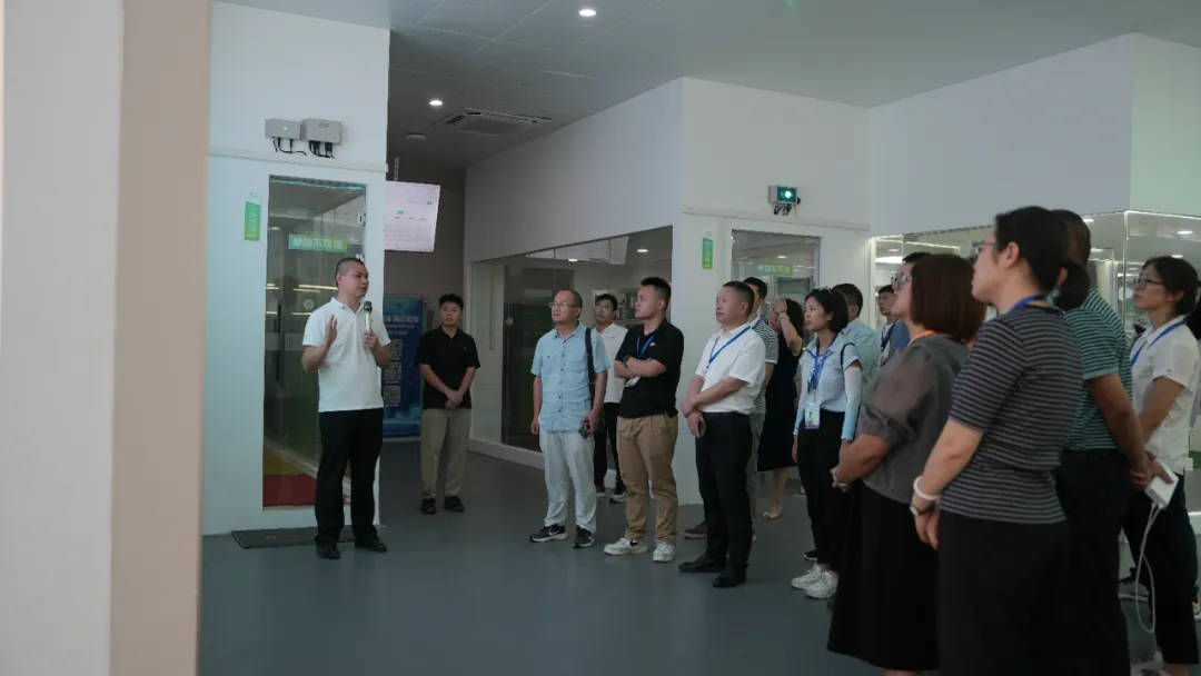 首届畜牧专业智能化养殖实践基地建设研讨会成功举办：推动畜牧教育与产业深度融合