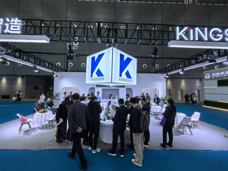 金斯杰“智造”连续无针注射器惊艳李曼大会，观众持“枪”现场体验“音速”液体冲击感