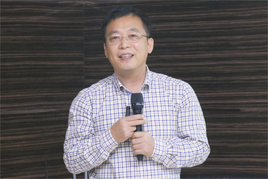 温氏、海大、京基、中粮、广垦等百余家规模猪企参与，新猪派峰会历届大咖……| 2025新猪派峰会