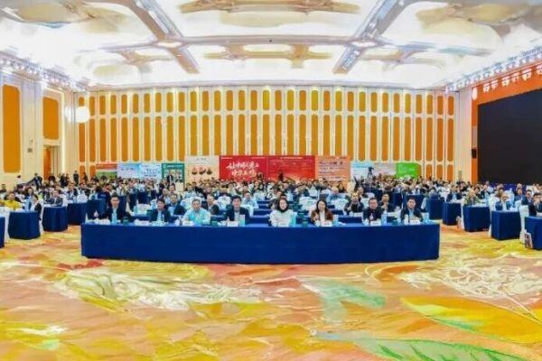 凝聚行业共识，复兴土鸡消费热潮！2025中华土鸡产业发展论坛成功举办